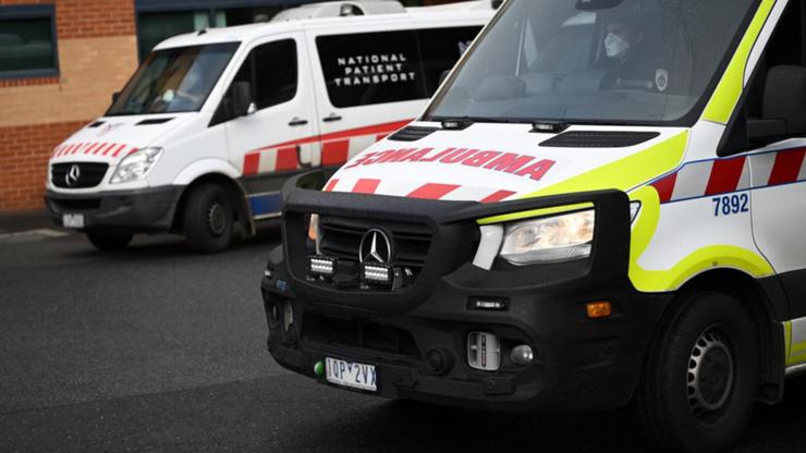 The lack of available ambulances in Melbourne on Monday prompted a code orange. (Joel Carrett/AAP PHOTOS)